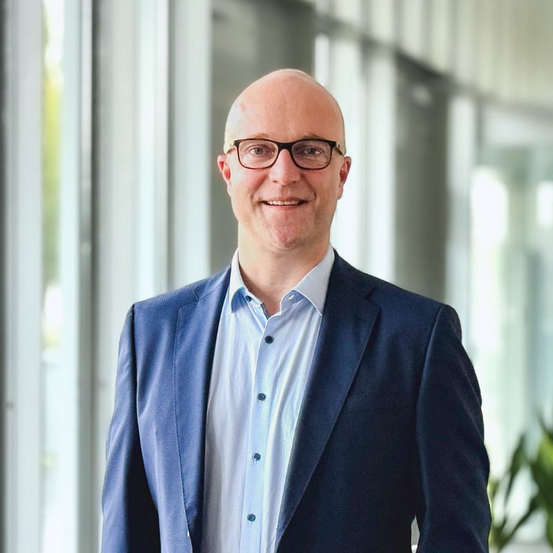 half-length protrait of Thorsten Hülsmann